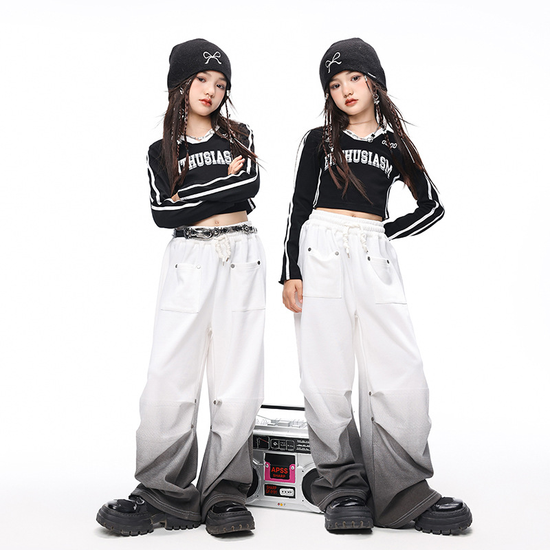 Streetwear Brand Tracksuit - 子供用2ピーストラックスーツセット,ヒップホップ,ストリートウェア,長袖Tシャツ,ゆったりとしたカジュアルパンツ,子供,女の子,ブランドのパフォーマンスコスチューム