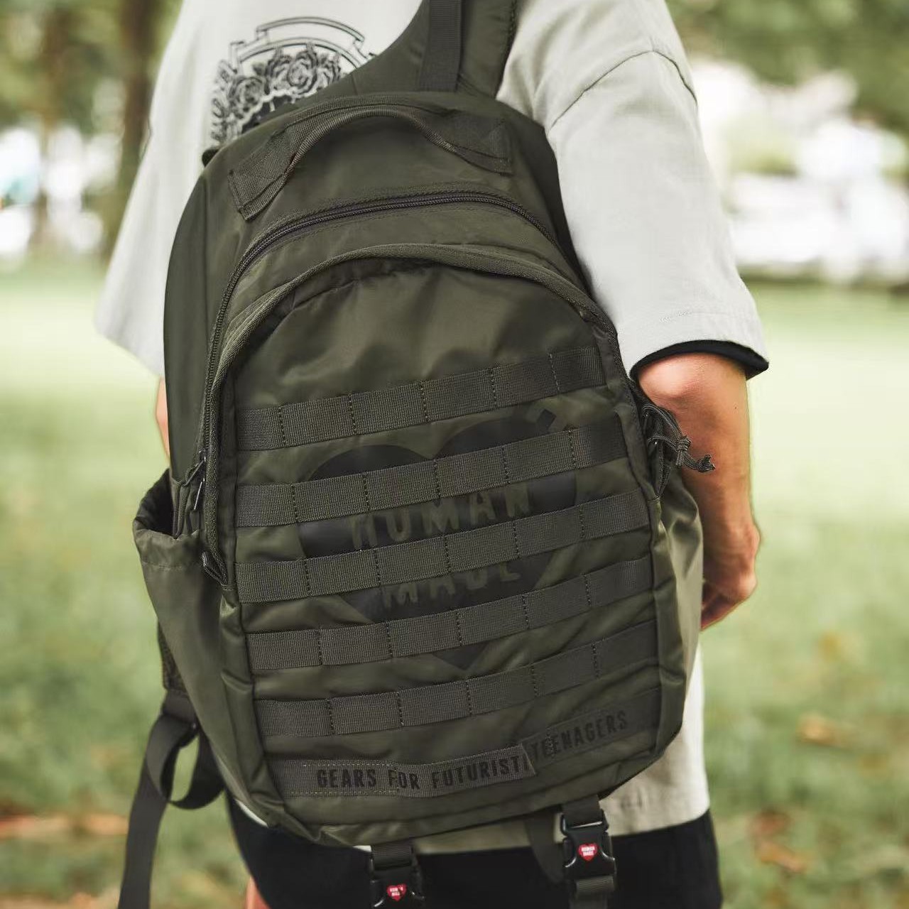 HUMAN MADE ミリタリーバックパック トレンディブラ - Streetwear Brand Backpack のレビューと価格